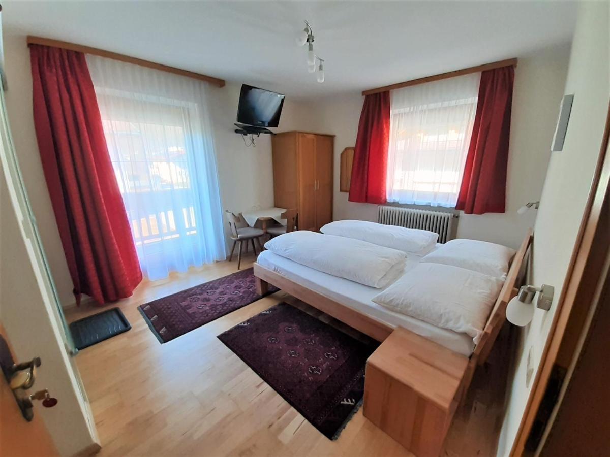Haus Christine Apartment Fulpmes Luaran gambar