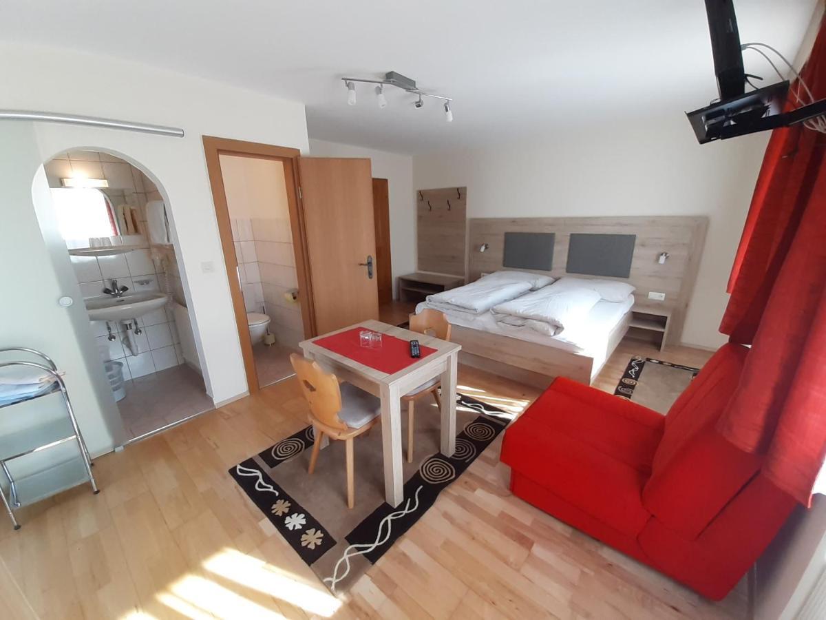 Haus Christine Apartment Fulpmes Luaran gambar